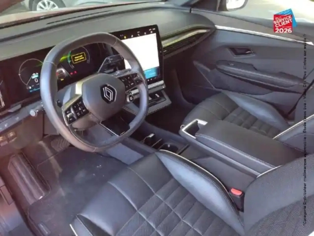 Renault Megane e-tech electric ev60 220ch iconic super charge — photo 15