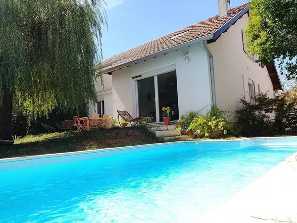 Maison 6 pièces 162 m²