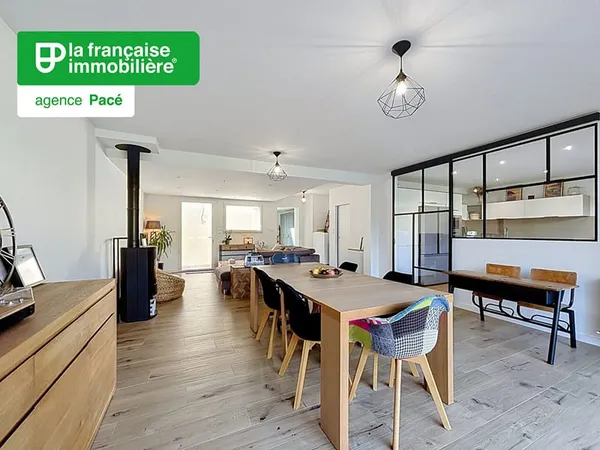 Pacé - Volumes, confort et esprit de famille - Maison de 166m² avec 5 chambres