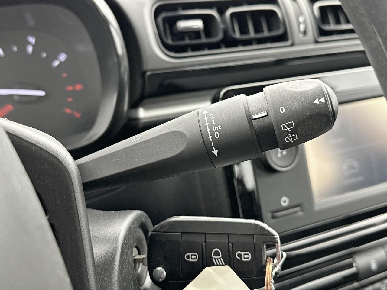 Citroën C3 puretech 83 ch bvm5 you — photo 18