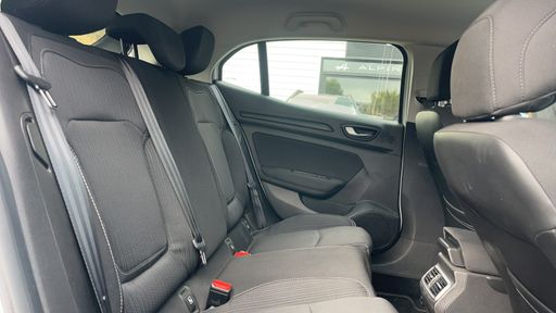 Renault Megane 1.5 dCi 110 Energy - Intens – 2017 – 65885 km – Diesel – Boîte Manuelle — photo 37