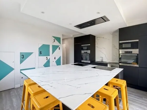 Maison 9 pièces 140 m²