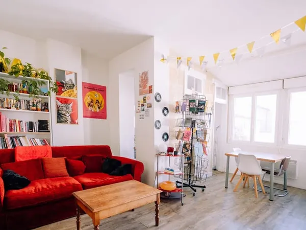 Appartement T2 lumineux de 48,95 m² dans un bel immeuble en pie