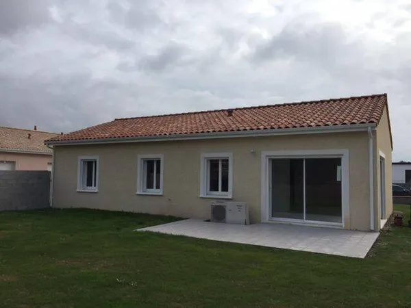 Maison de plain-pied 4 pièces 88 m²