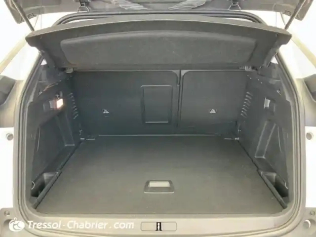Peugeot 3008 puretech 130ch s&amp;s eat8 allure — photo 8