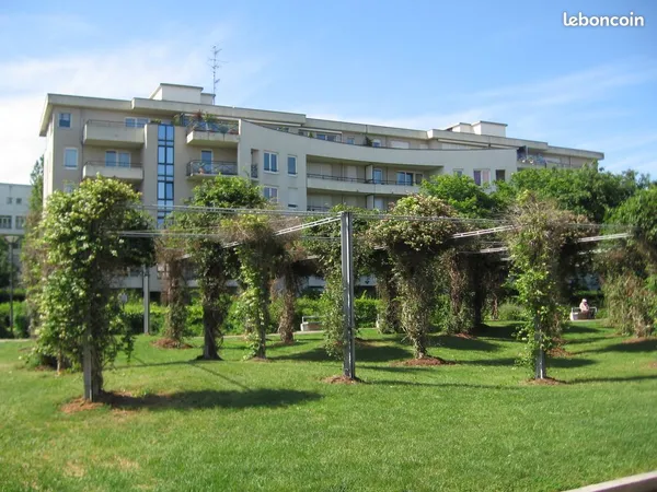 F2 46m2 avec garage, ascenseur, au calme, lumineux, jardin+terrasse, quartier Salengro-Filature