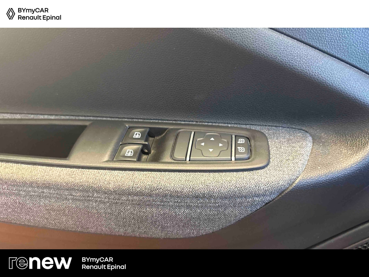 Renault Zoe R110 - 22B — photo 18