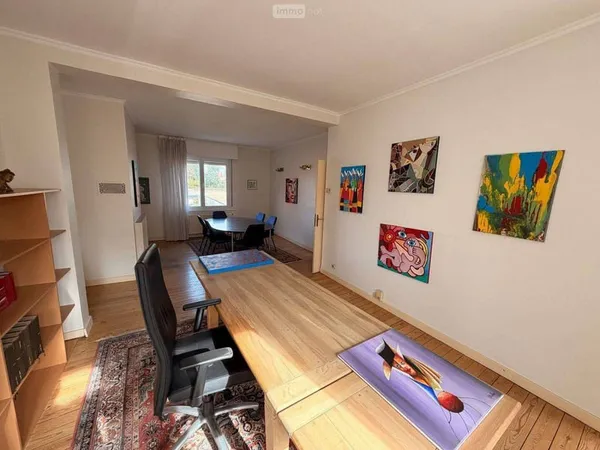 Local commercial 180 m²