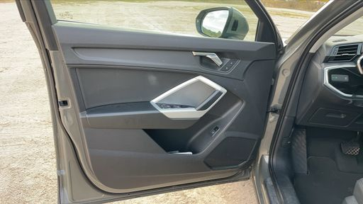 Audi Q3 2.0 TDI 150 S-Tronic 7 - Advanced – 2021 – 124802 km – Diesel – Boîte Automatique — photo 19
