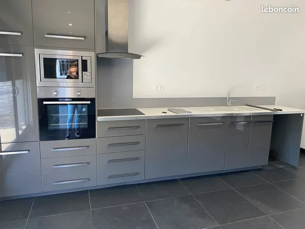Appartement T3 avec terrasse au sein d'une résidence calme et sécurisée