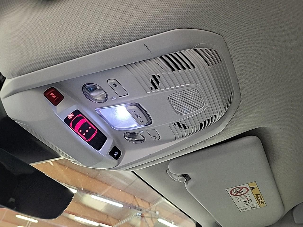 Peugeot 3008 hybrid 225 e-eat8 active pack — photo 23