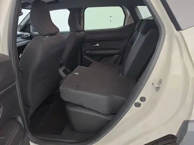 Dacia Duster eco-g 100 gpl — photo 15