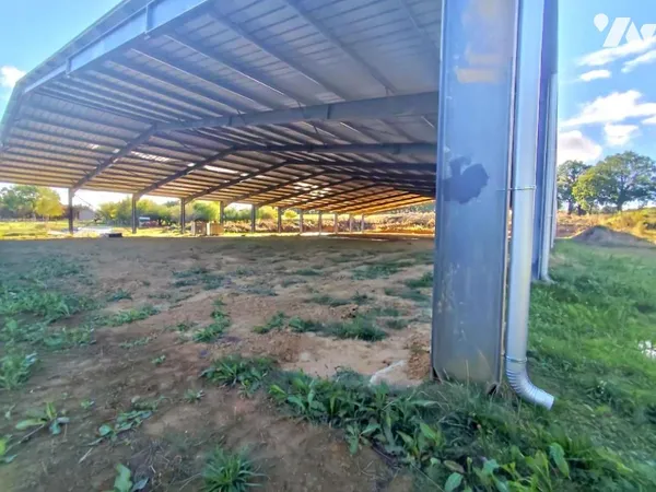 Terrain 48500 m²
