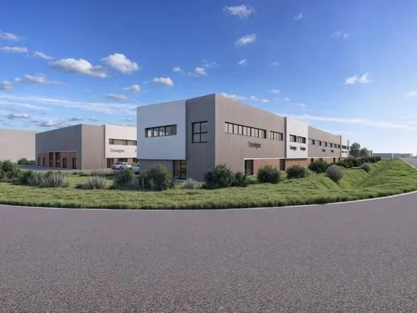 Local d'activité 4358 m²