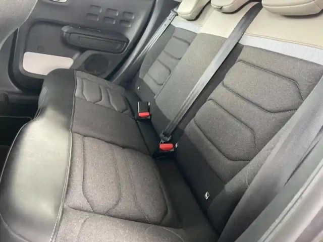 Citroën C3 1.2 puretech 110ch s&amp;s saint james 121g — photo 8