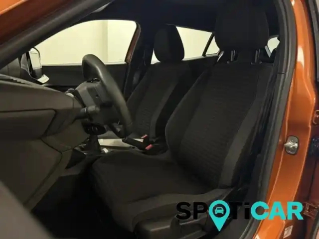Peugeot 2008 1.2 puretech 100ch s&amp;s active pack — photo 8