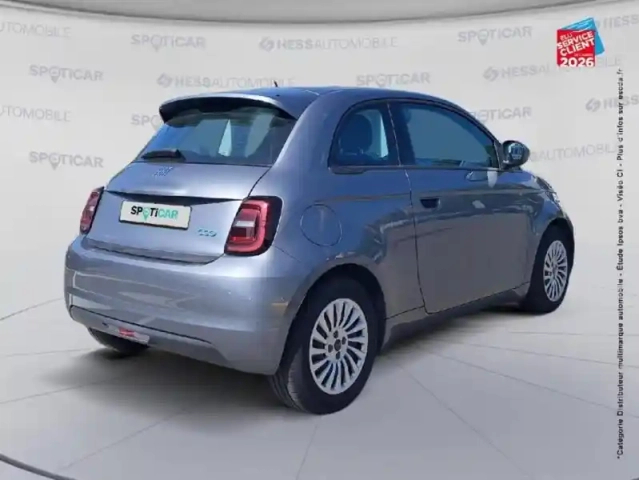 Fiat 500 e 95ch action — photo 6