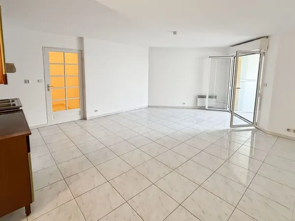 Studio 1 pièce 33 m²