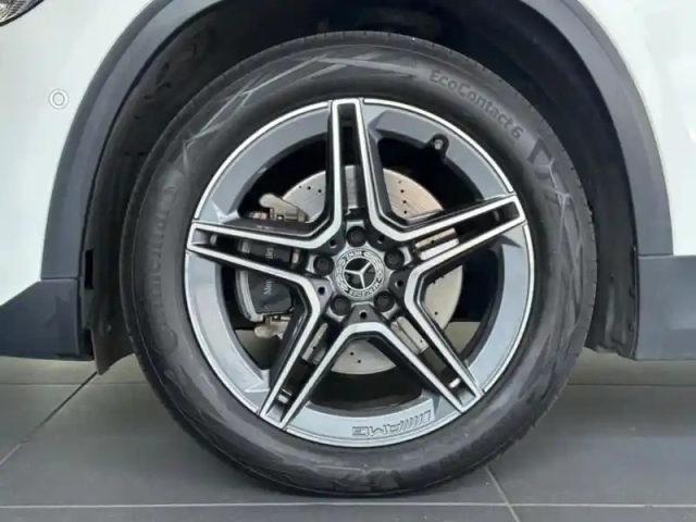 Mercedes Gla 220 d 4matic amg line — photo 35