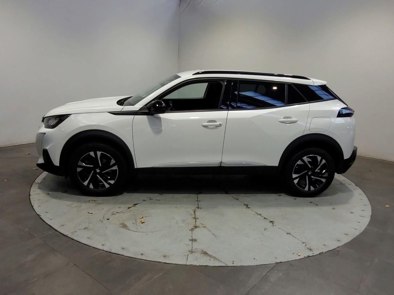 Peugeot 2008 puretech 130 s&s eat8 allure — photo 2