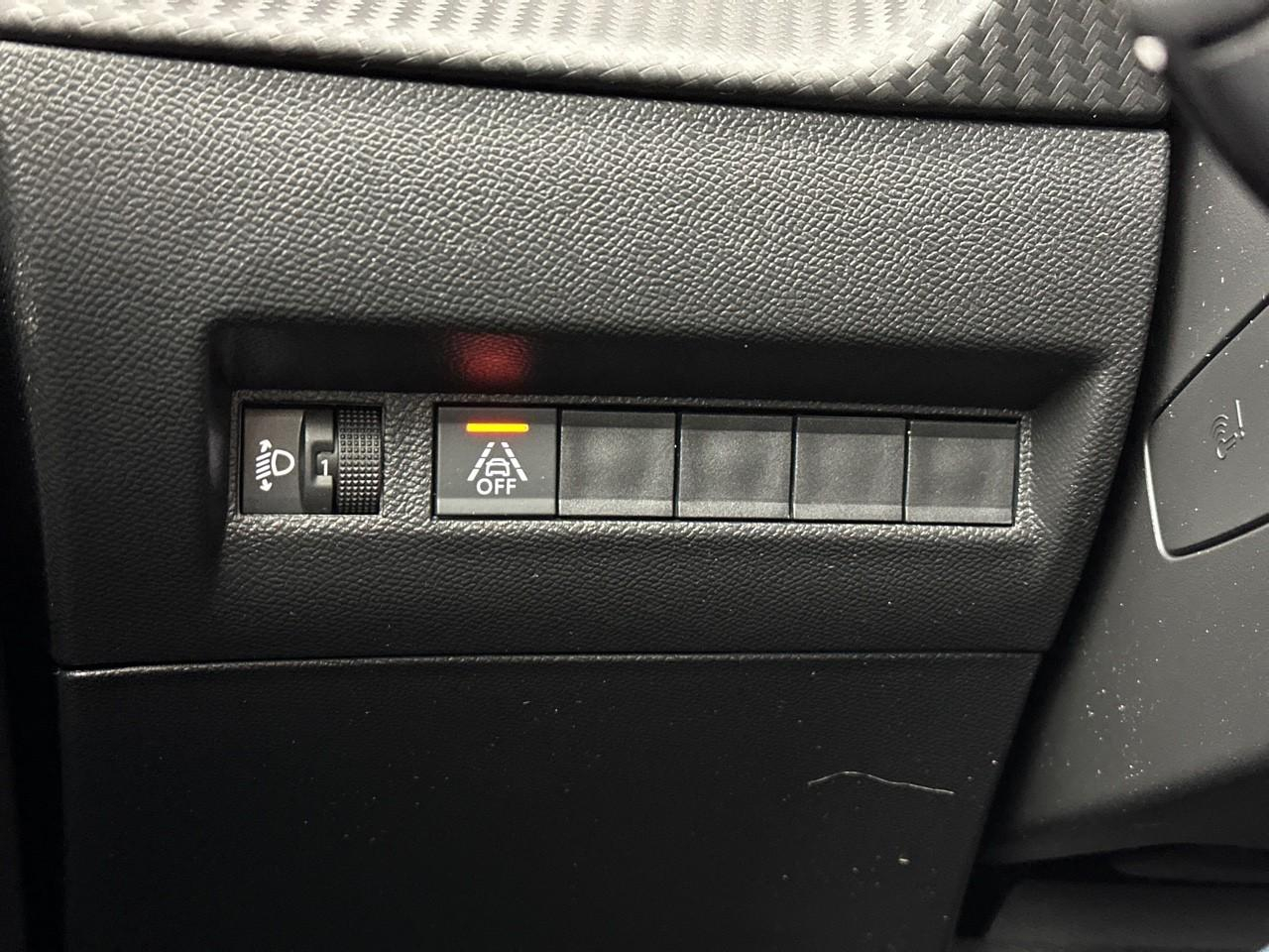 Peugeot 208 puretech 100 s&s bvm6 allure — photo 18