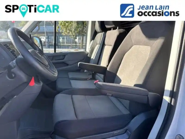 Volkswagen Crafter van 35 l4h3 2.0 tdi 140 ch bva — photo 11