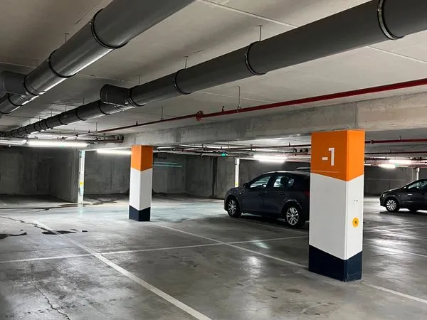 Parking à 8 min à pied de la gare St Jean