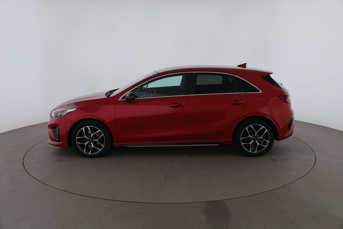 Kia cee'd 1.6 CRDi ISG MHEV GT Line iBVM6 — photo 2