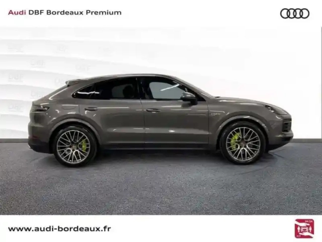 Porsche Cayenne e-hybrid 3.0 v6 462 ch tiptronic bva — photo 8