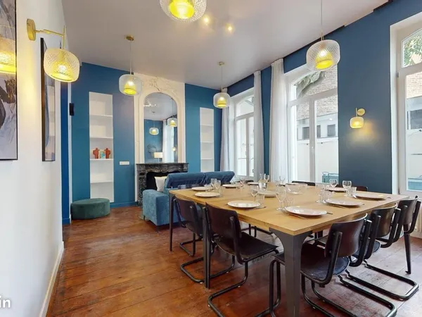 Maison 13 pièces 220 m²