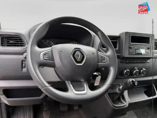 Renault Master fg f3500 l2h2 2.3 blue dci 135ch confort euro6 — photo 12