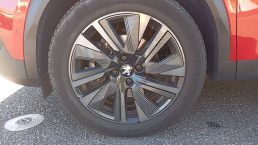 Peugeot 2008 1.2 Puretech 155 EAT8 - Gt Pack – 2022 – 52249 km – Essence – Boîte Automatique — photo 33