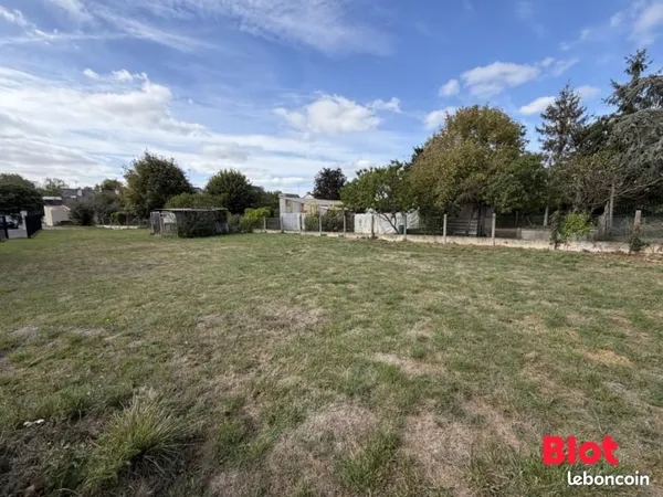 Terrain 566 m² Betton