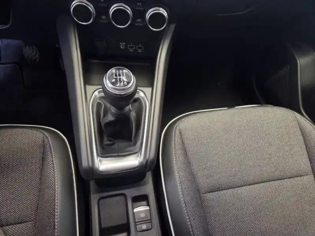 Renault Captur tce 90 - 21 — photo 118