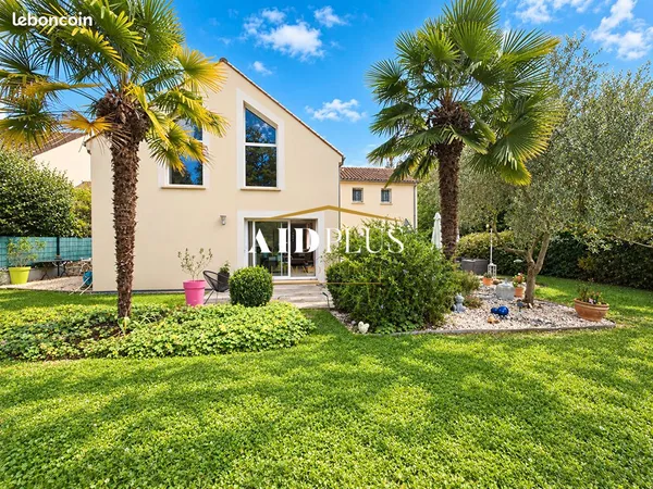 Villa 7 pièces 219 m²