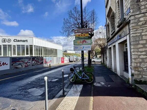 Boutique 33 m²