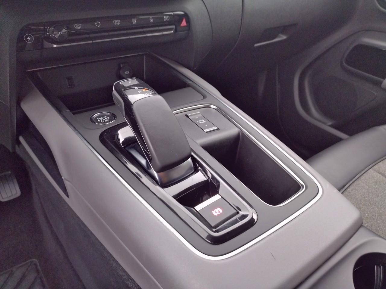 Citroën C5 Aircross hybride rechargeable 225 e-eat8 c-series — photo 21