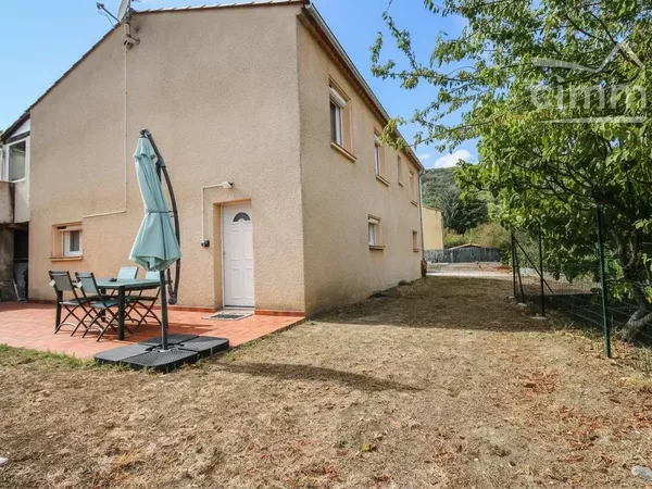 Un bien, deux logements — confortables et clés en main avec jardin et garage