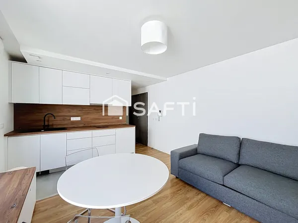 Studio de 23,82 m² prêt-à-vivre,ascenseur.