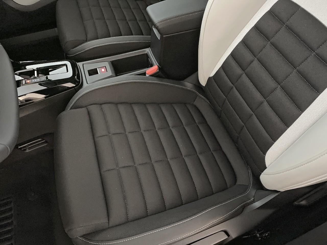 Citroën C3 Aircross hybride 145 ch aut max — photo 9