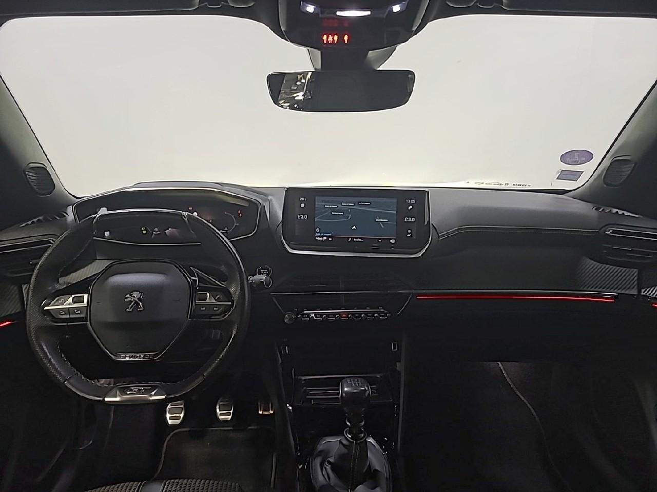 Peugeot 2008 puretech 130 s&s bvm6 gt — photo 12