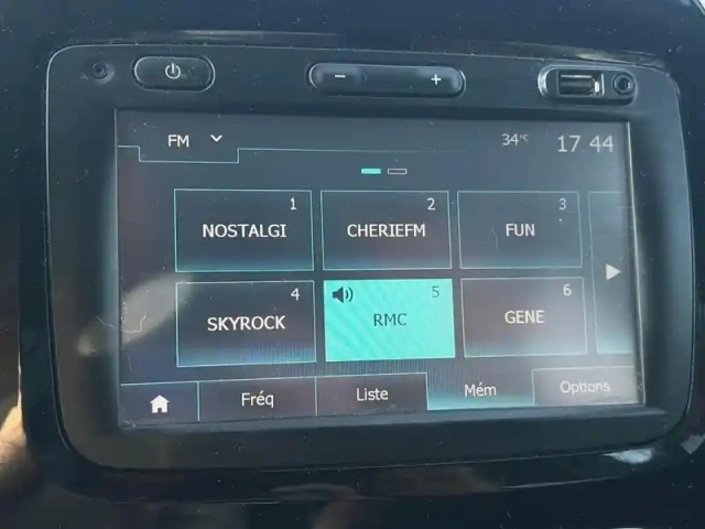 Renault Captur 0.9 tce 90ch energy intens — photo 13