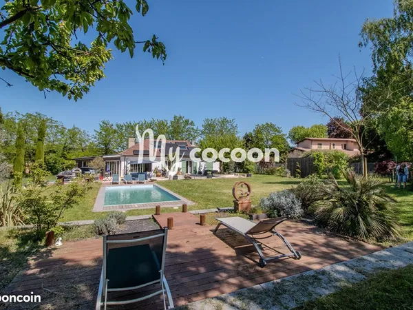 Maison 6 pièces 267 m²