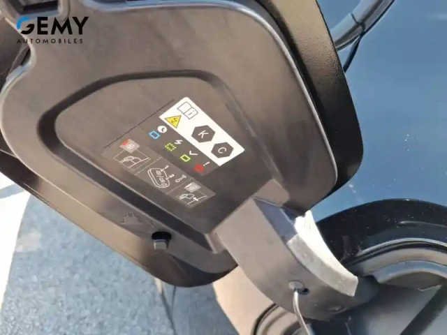 Peugeot 208 electrique 54 kwh 156ch — photo 33