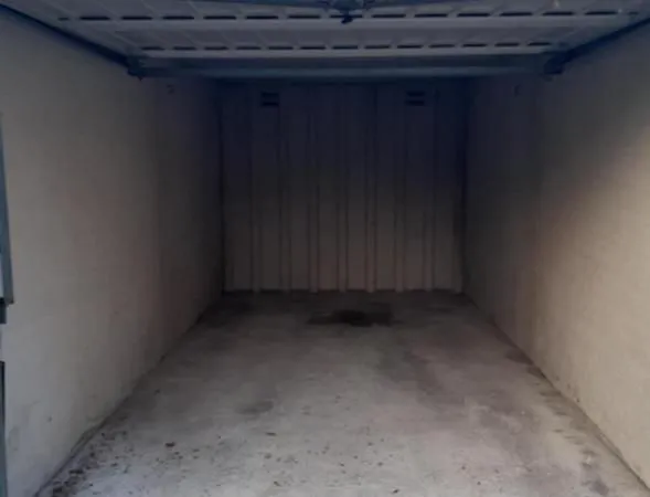Garage/box 15 m² Dijon