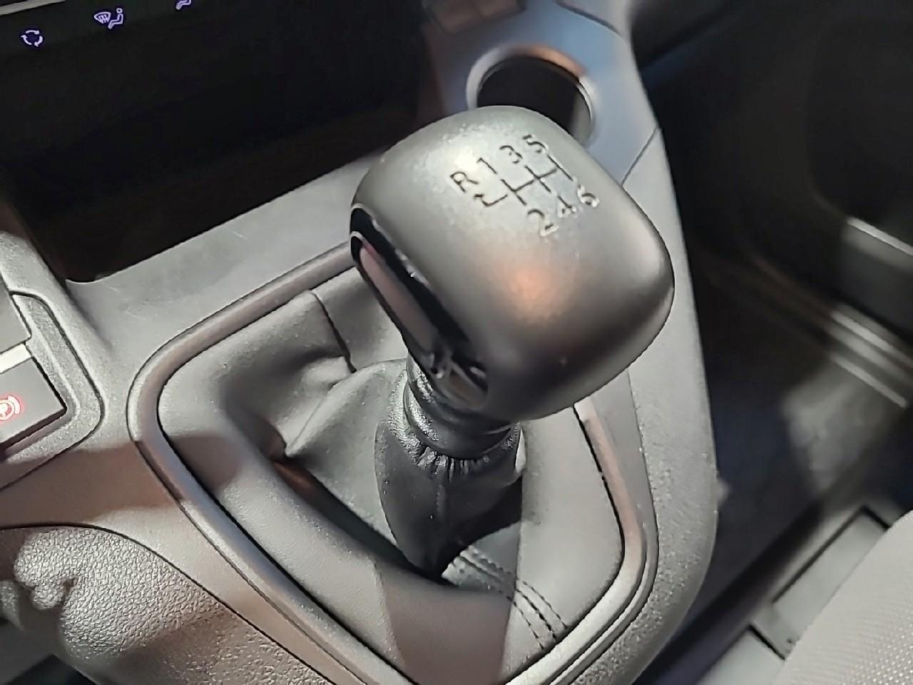 Peugeot Partner fourgon m 950 kg bluehdi 100 s&s bvm6 — photo 17