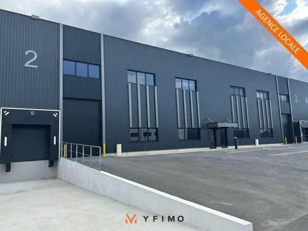 Local d'activité 268 m²