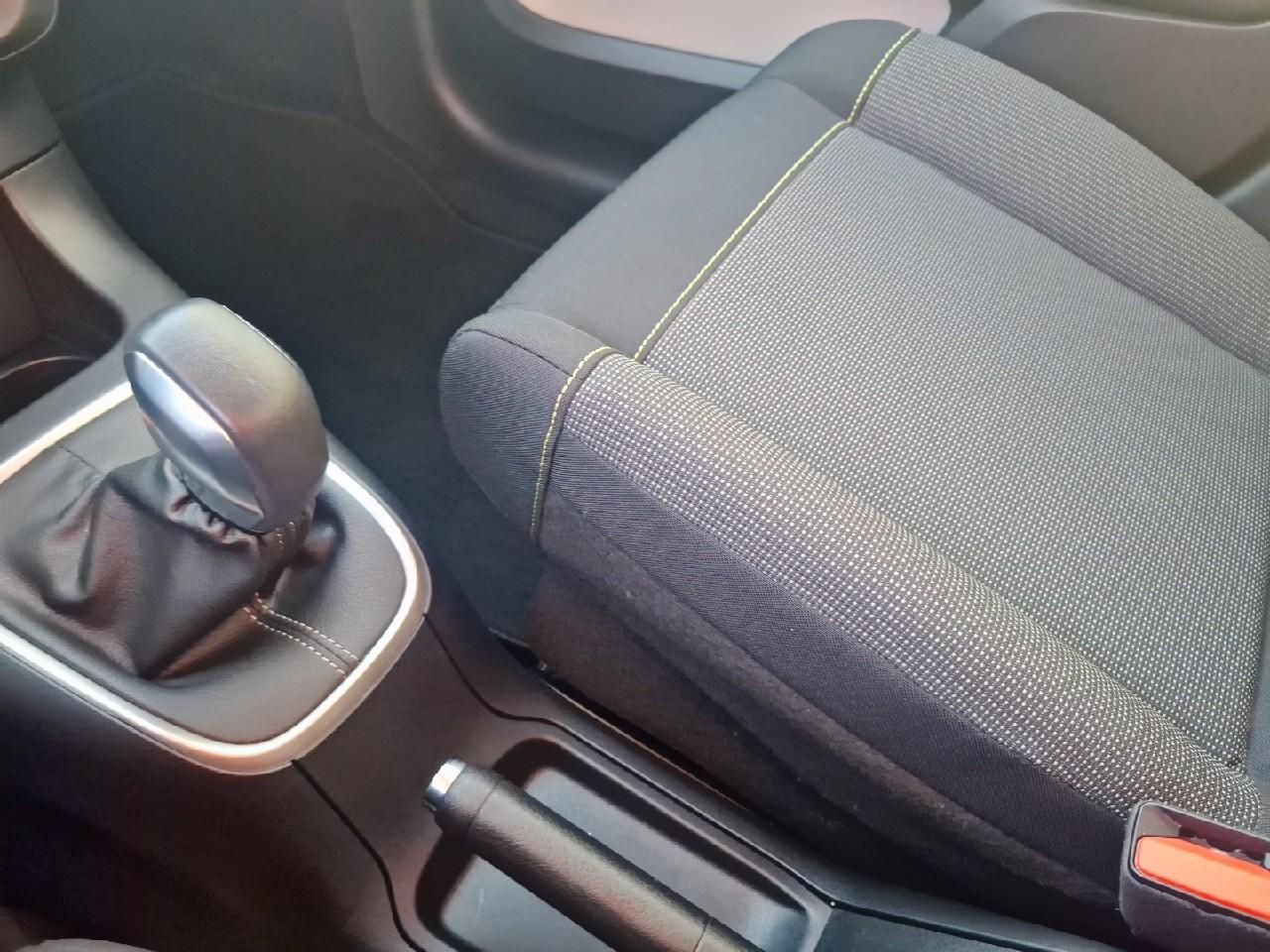 Citroën C3 1.2 puretech 83ch s&s shine — photo 21