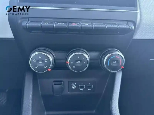 Renault Clio tce 90 — photo 35