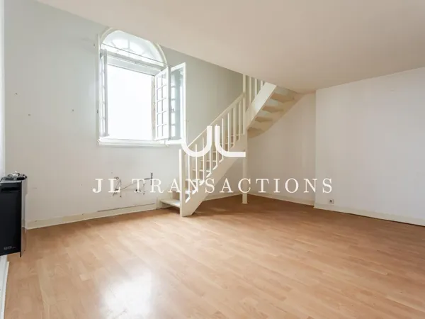 Vends duplex/triplex - 61 m² - 3 pièces, 2 chambres - Bordeaux 33000
